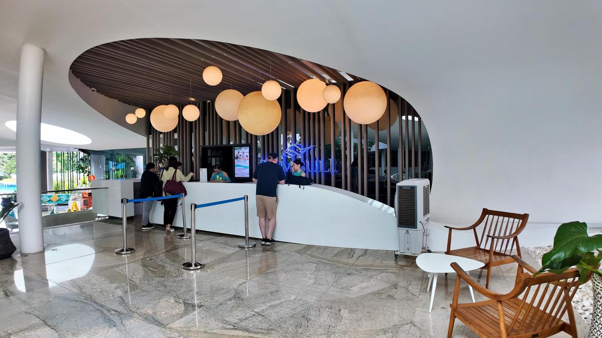 Dominiks Stylish Resort Gem Ocean View Pool Queen Bed At Tambuli 8 Floor Fast Wifi Μακτάν Εξωτερικό φωτογραφία