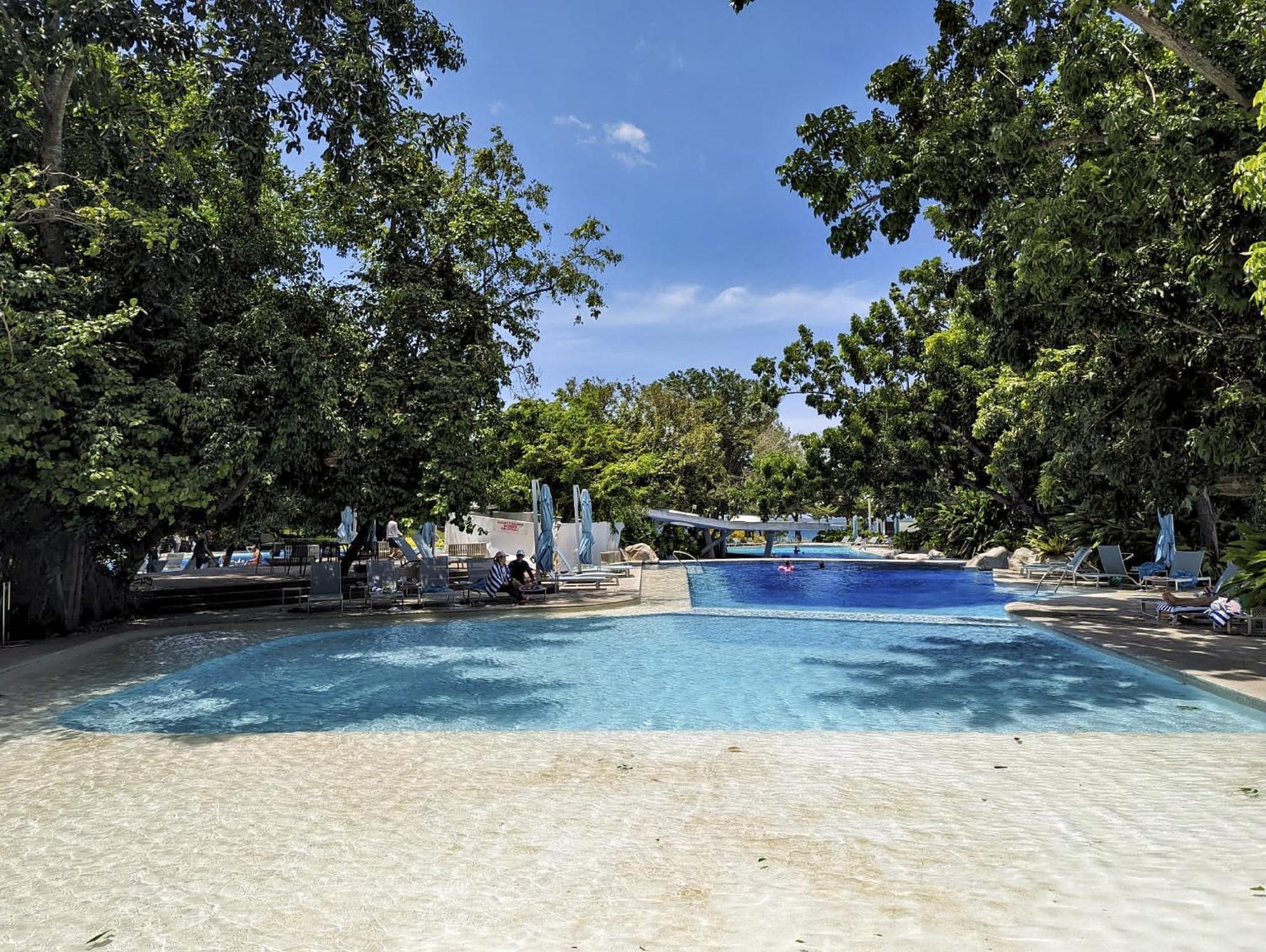 Dominiks Stylish Resort Gem Ocean View Pool Queen Bed At Tambuli 8 Floor Fast Wifi Μακτάν Εξωτερικό φωτογραφία
